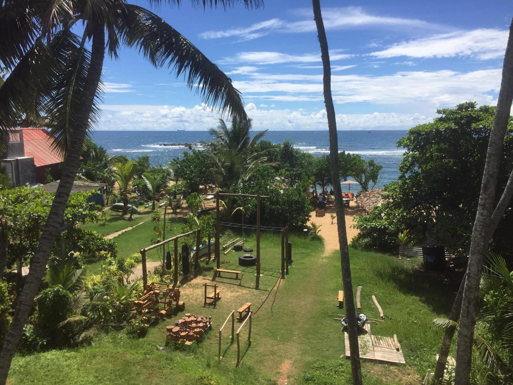 Somerset Mirissa Beach Exterior photo