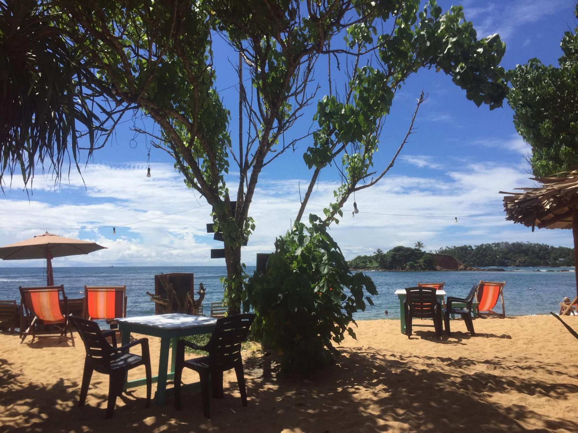 Somerset Mirissa Beach Exterior photo